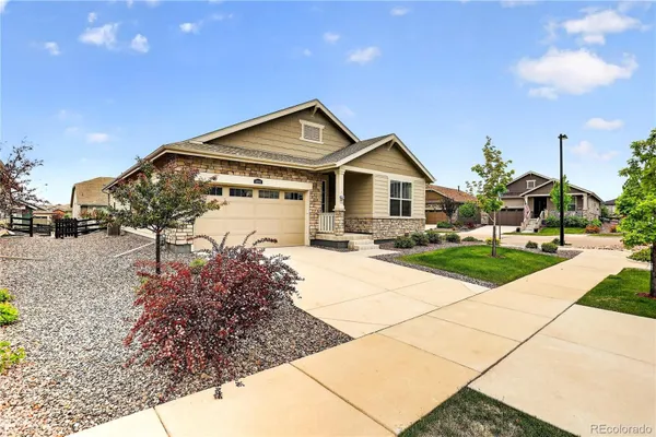 Property Slideshow image 3 of 43 | 8886 s tibet ct, Aurora, CO, 80016