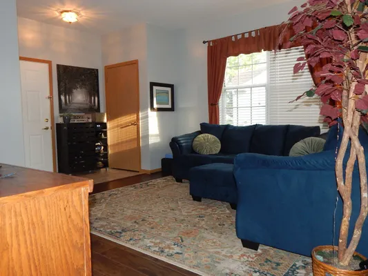 Property Slideshow image 3 of 6 | 11645 river terrace ln, Huntley, IL, 60142