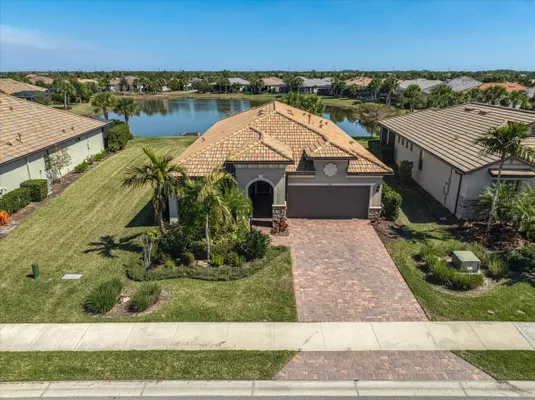 Property Slideshow image 2 of 24 | 7347 chester trl, Bradenton, FL, 34202