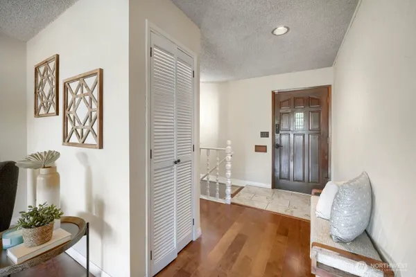 Property Slideshow image 3 of 31 | 10634 glen acres dr, Seattle, WA, 98168