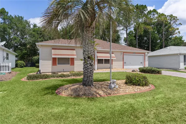 Property Slideshow image 3 of 48 | 2766 privada dr, The Villages, FL, 32162