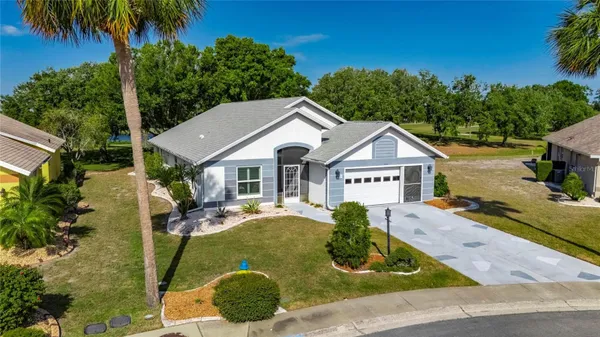 Property Slideshow image 3 of 81 | 334 northway dr, Sun City Center, FL, 33573