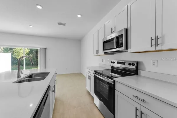 Property Slideshow image 3 of 43 | 15156 cuzcorro ct, Nokomis, FL, 34275