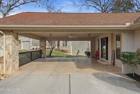 Property Slideshow image 2 of 42 | 308 cheeyo ln, Loudon, TN, 37774