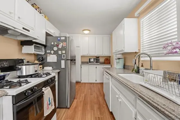 Property Slideshow image 2 of 12 | 3719 mira pacific dr, Oceanside, CA, 92056