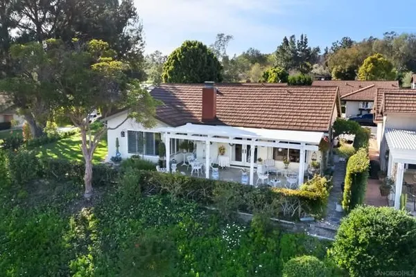 Property Slideshow image 2 of 35 | 1169 calle del baston, San Marcos, CA, 92078