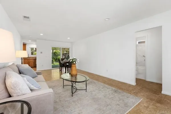 Property Slideshow image 3 of 30 | 4574 sunrise rdg, Oceanside, CA, 92056