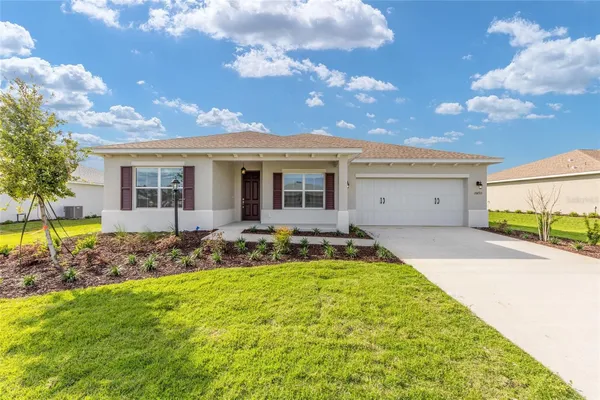 Property Slideshow image 3 of 40 | 10693 sw 102nd ln, Ocala, FL, 34481
