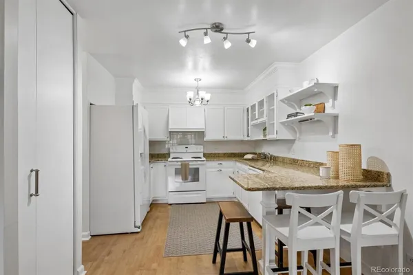 Property Slideshow image 2 of 32 | 755 s alton way 2a, Denver, CO, 80247