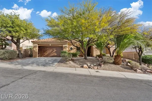 Property Slideshow image 2 of 51 | 10312 bent brook pl, Las Vegas, NV, 89134