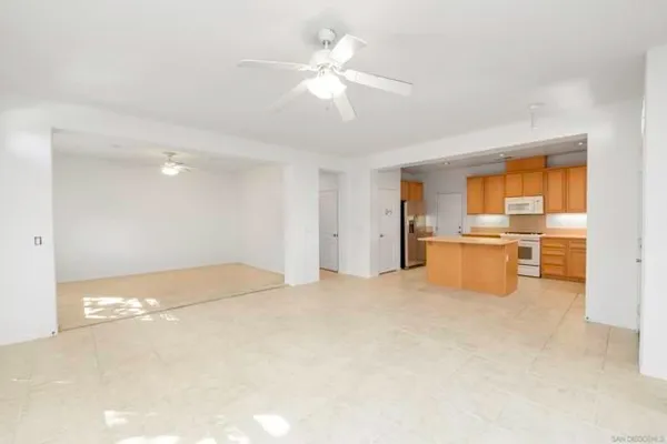 Property Slideshow image 3 of 47 | 1645 beaver crk a, Beaumont, CA, 92223