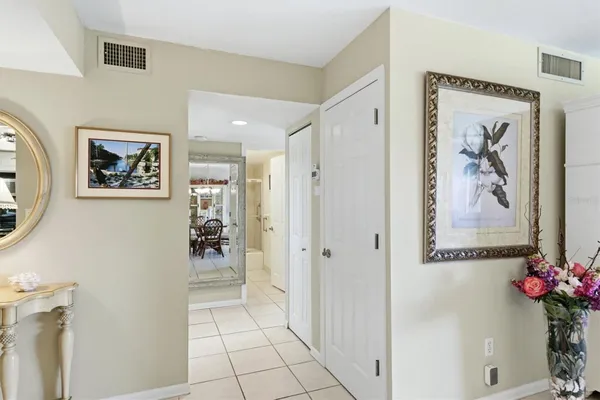 Property Slideshow image 3 of 58 | 1215 s portofino dr 406, Sarasota, FL, 34242