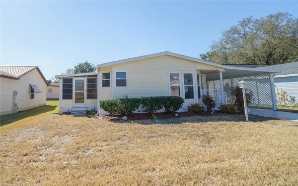 Property Slideshow image 2 of 55 | 1228 maria ct, Lady Lake, FL, 32159