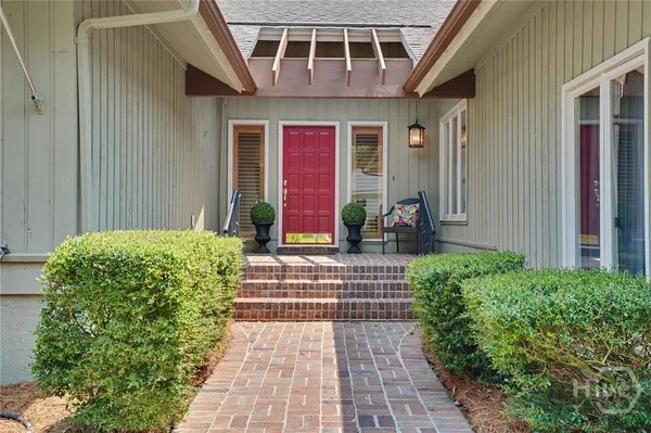 Property Slideshow image 2 of 32 | 6 cane patch ln, Savannah, GA, 31411