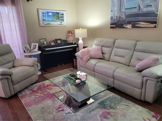 Property Slideshow image 3 of 11 | 944 madrid dr, Palm Harbor, FL, 34684