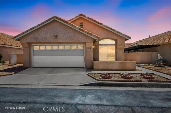 Property Slideshow image 2 of 65 | 11545 francisco pl, Apple Valley, CA, 92308