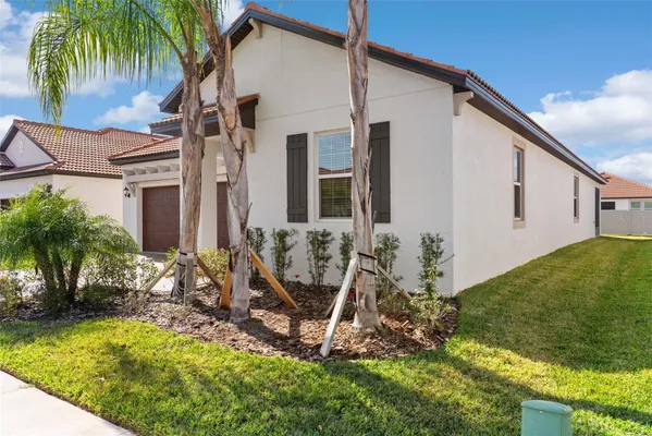 Property Slideshow image 3 of 45 | 17335 holly well ave, Wimauma, FL, 33598