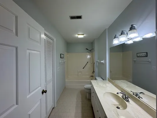 Property Slideshow image 3 of 13 | 223 cana cir, Nashville, TN, 37205