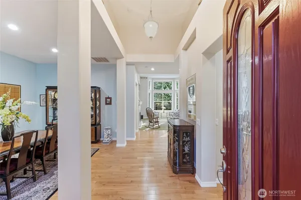 Property Slideshow image 3 of 37 | 13165 adair creek way, Redmond, WA, 98053