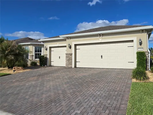 Property Slideshow image 2 of 75 | 2743 river creek ln, St Cloud, FL, 34771