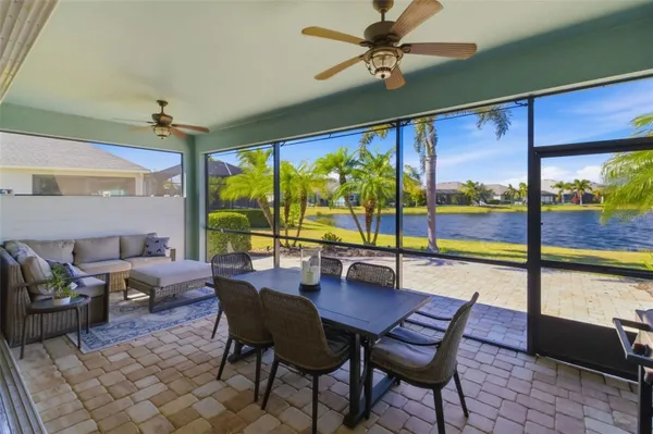 Property Slideshow image 3 of 70 | 5315 bentgrass way, Lakewood Ranch, FL, 34211