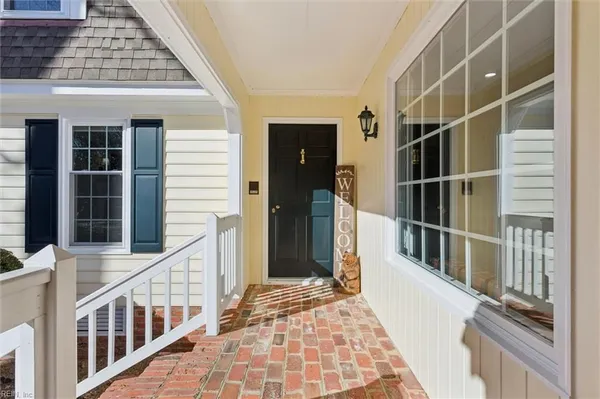 Property Slideshow image 3 of 50 | 681 fairfax way, Williamsburg, VA, 23185
