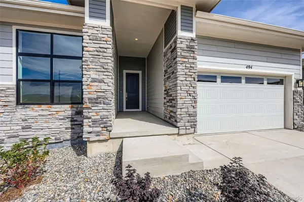 Property Slideshow image 3 of 47 | 494 basin daisy st, Castle Rock, CO, 80104