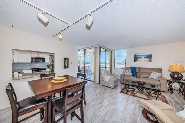 Property Slideshow image 2 of 16 | 6145 sun blvd apt 404, Saint Petersburg, FL, 33715