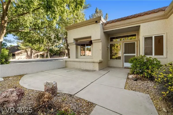 Property Slideshow image 2 of 44 | 8701 millsboro dr, Las Vegas, NV, 89134