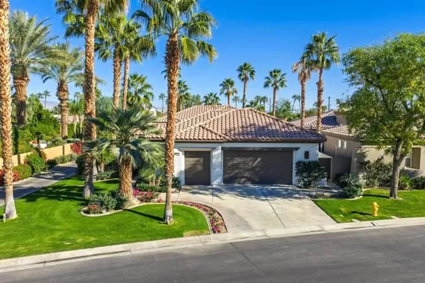 Property Slideshow image 2 of 40 | 57450 black diamond, La Quinta, CA, 92253