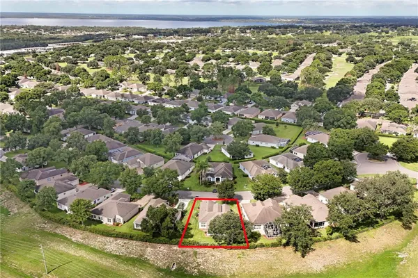 Property Slideshow image 2 of 37 | 4075 kingsley st, Clermont, FL, 34711