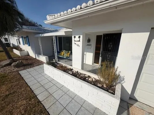 Property Slideshow image 2 of 22 | 14181 90th ave, Seminole, FL, 33776