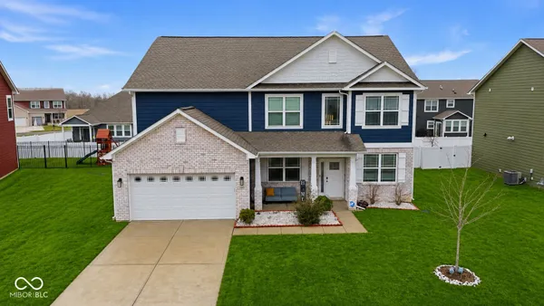 Property Slideshow image 2 of 53 | 6809 bryant pl, Plainfield, IN, 46168