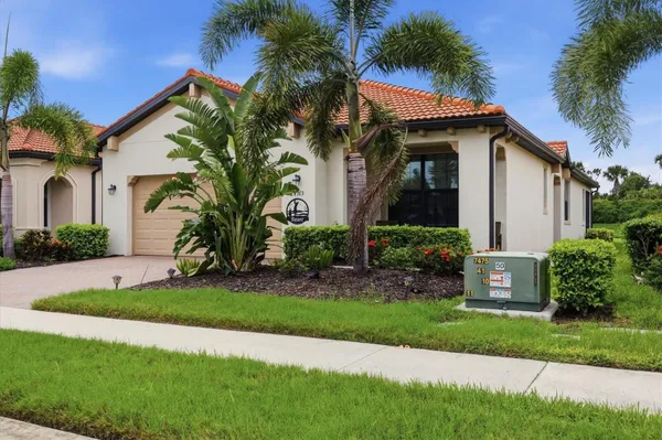 Property Slideshow image 2 of 46 | 24173 spartina dr, Venice, FL, 34293