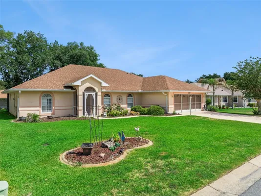 Property Slideshow image 2 of 63 | 5825 princess caroline pl, Leesburg, FL, 34748