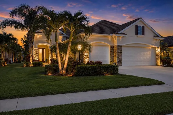 Property Slideshow image 2 of 88 | 4209 midnight blue run, Bradenton, FL, 34211