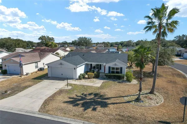 Property Slideshow image 2 of 44 | 2670 privada dr, The Villages, FL, 32162