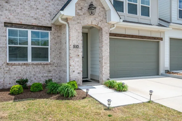 Property Slideshow image 2 of 30 | 510 byres ct, Smyrna, TN, 37167