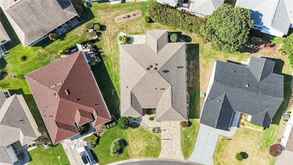 Property Slideshow image 3 of 30 | 16812 se 86th albany ave, The Villages, FL, 32162