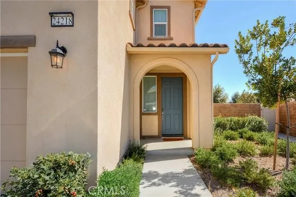 Property Slideshow image 3 of 46 | 24218 hillcrest, Corona, CA, 92883