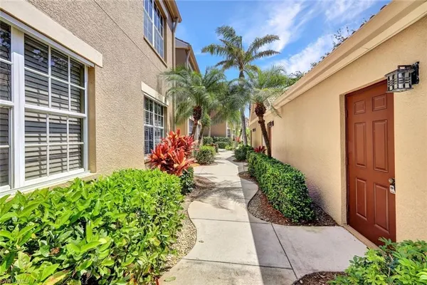 Property Slideshow image 2 of 35 | 20101 seagrove st 705, Estero, FL, 33928