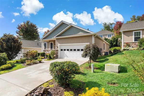 Property Slideshow image 3 of 43 | 4 nectar way, Swannanoa, NC, 28778