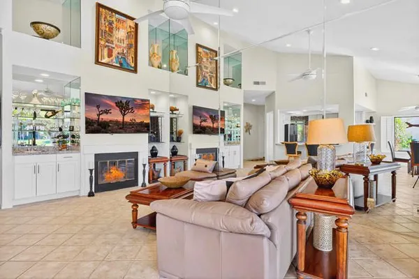 Property Slideshow image 2 of 25 | 55090 shoal crk, La Quinta, CA, 92253