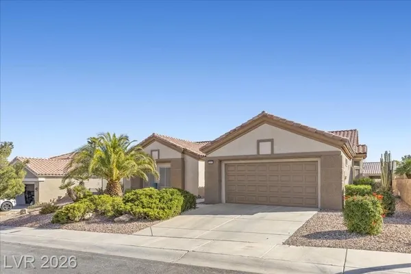 Property Slideshow image 2 of 67 | 2916 faiss dr, Las Vegas, NV, 89134