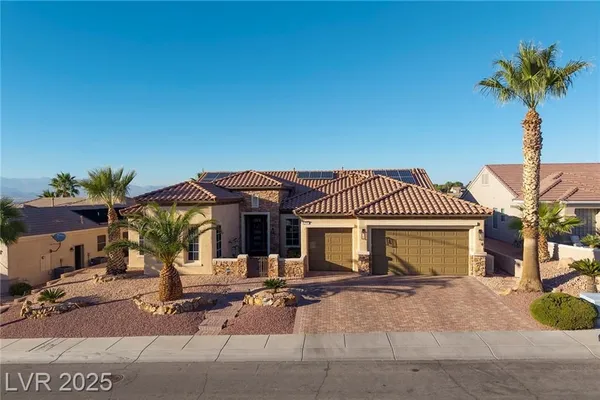 Property Slideshow image 3 of 62 | 2840 foxtail creek ave, Henderson, NV, 89052