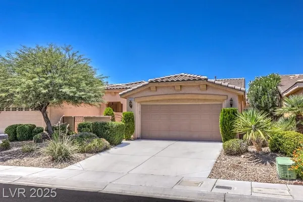 Property Slideshow image 2 of 32 | 5389 progresso st, Las Vegas, NV, 89135