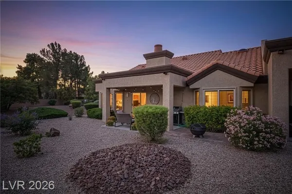 Property Slideshow image 3 of 53 | 2405 dove valley ct, Las Vegas, NV, 89134