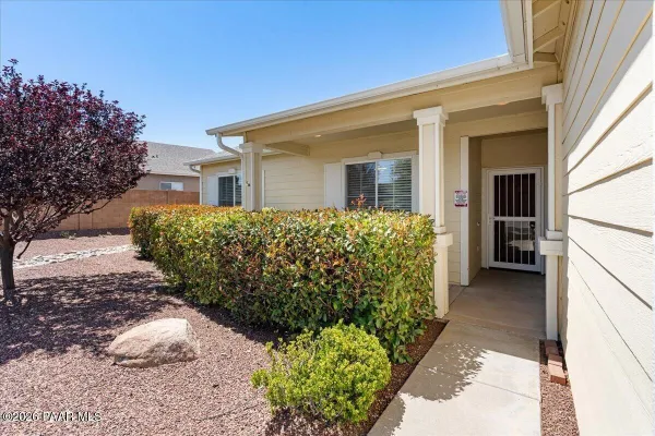 Property Slideshow image 2 of 34 | 7566 e fire fly way, Prescott Valley, AZ, 86315