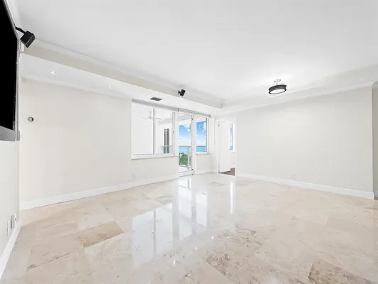Property Slideshow image 3 of 27 | 3233 ne 34th st 1712, Fort Lauderdale, FL, 33308