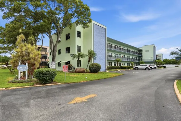 Property Slideshow image 2 of 53 | 5973 terrace park dr 109, St Petersburg, FL, 33709